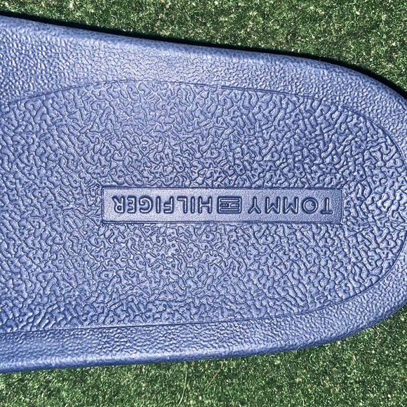 Unisex Tommy Hilfiger slipper - Picture 3 of 3